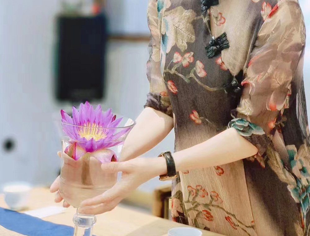 03锐言《因果品牌》-无边度茶修品牌全案设计